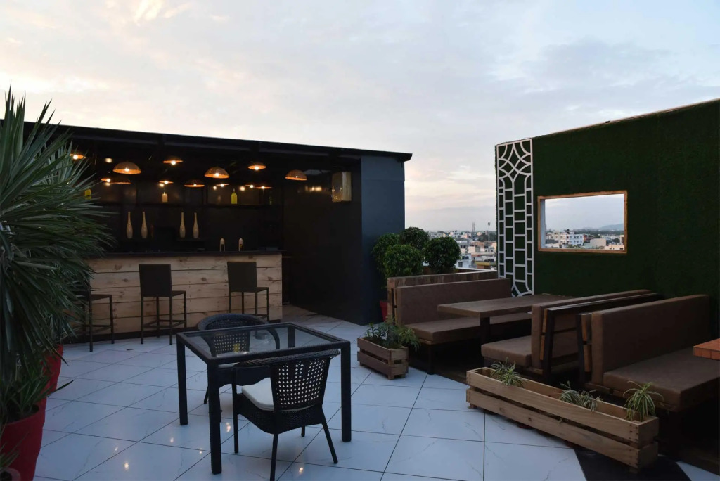 Hotel Shyam Paradise