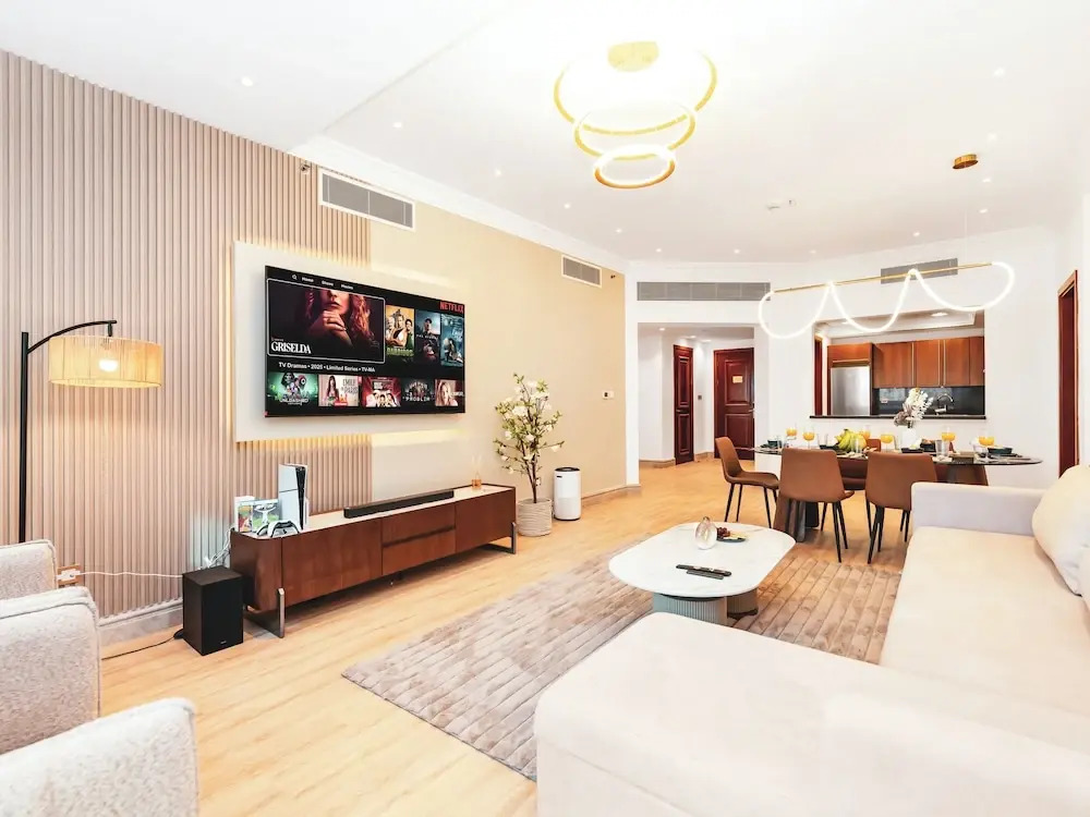 New Fairmont Residence Private Beach club access Palm Jumeirah