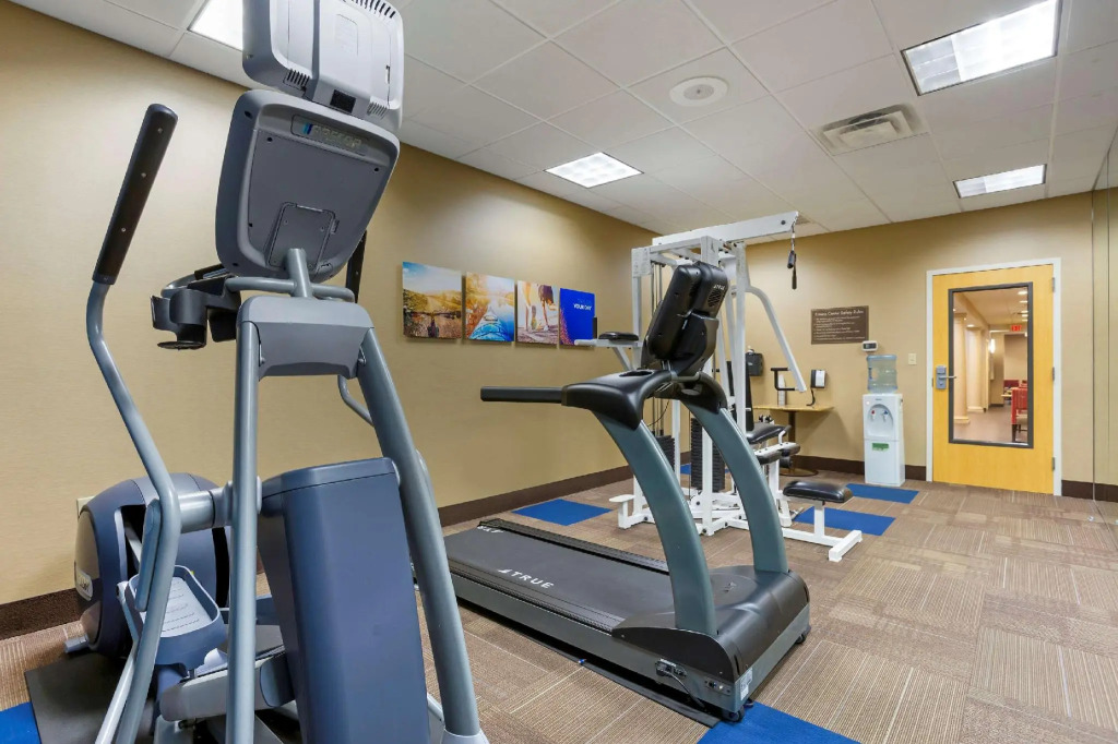 Comfort Inn & Suites Presidential