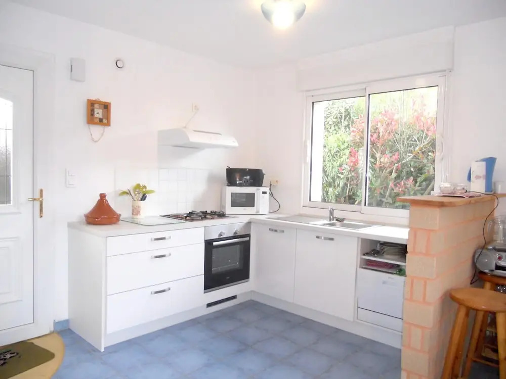 House With one Bedroom in Lannion, With Enclosed Garden and Wifi - 3 k