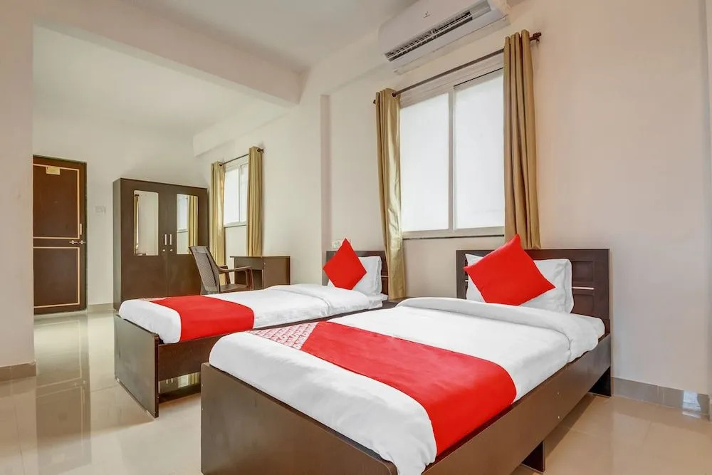 Oyo 47376 Ekab Hospitality
