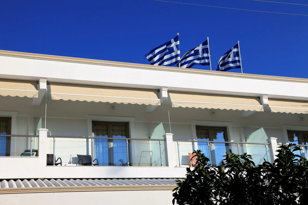 Akrogiali Exclusive Hotel