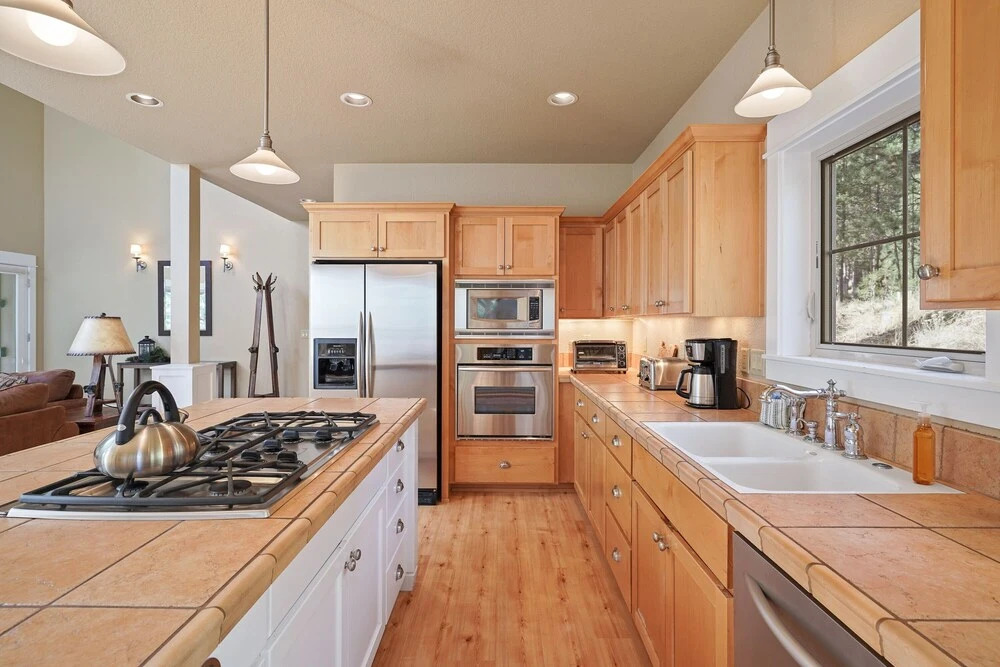 Big Wren 3 Bedroom Home by Redawning, Bend