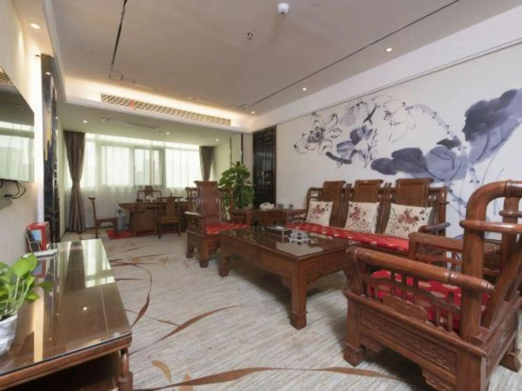 Bohuang Hotel