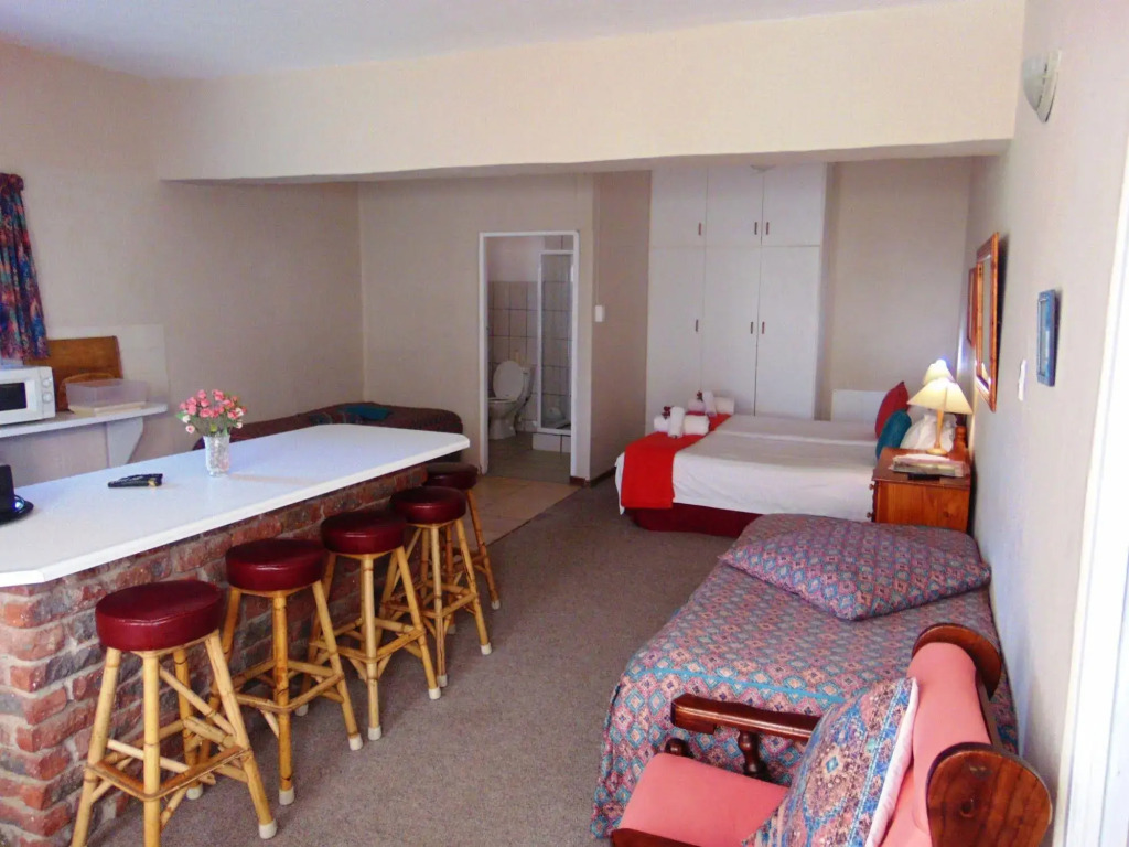 Whale Watchers Inn