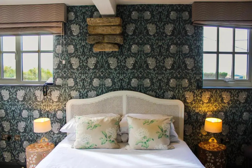 The Crescent Turner Hotel