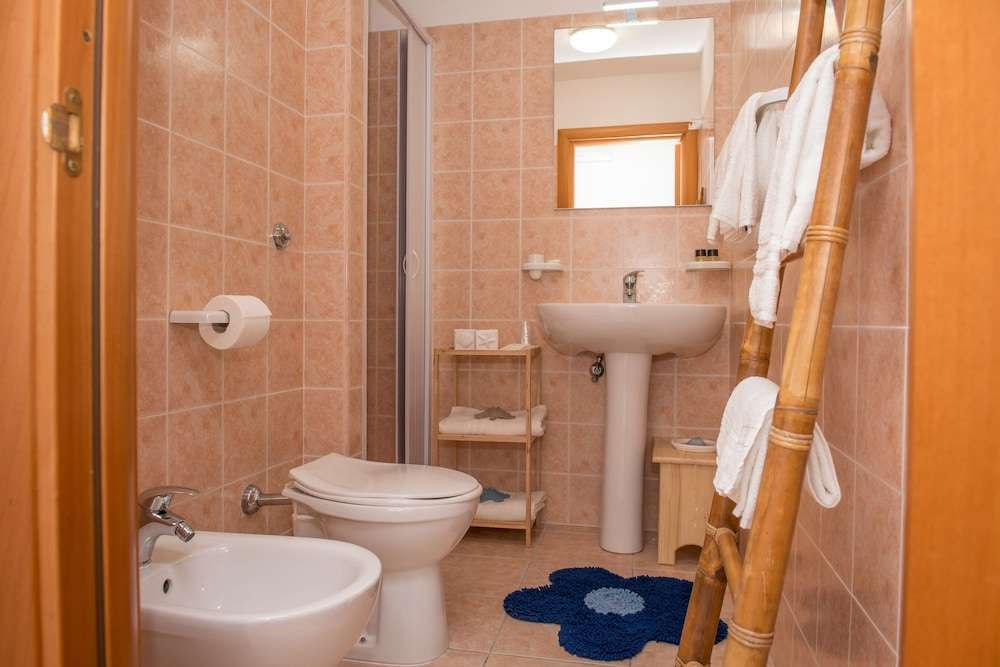 Al Faro Guest House