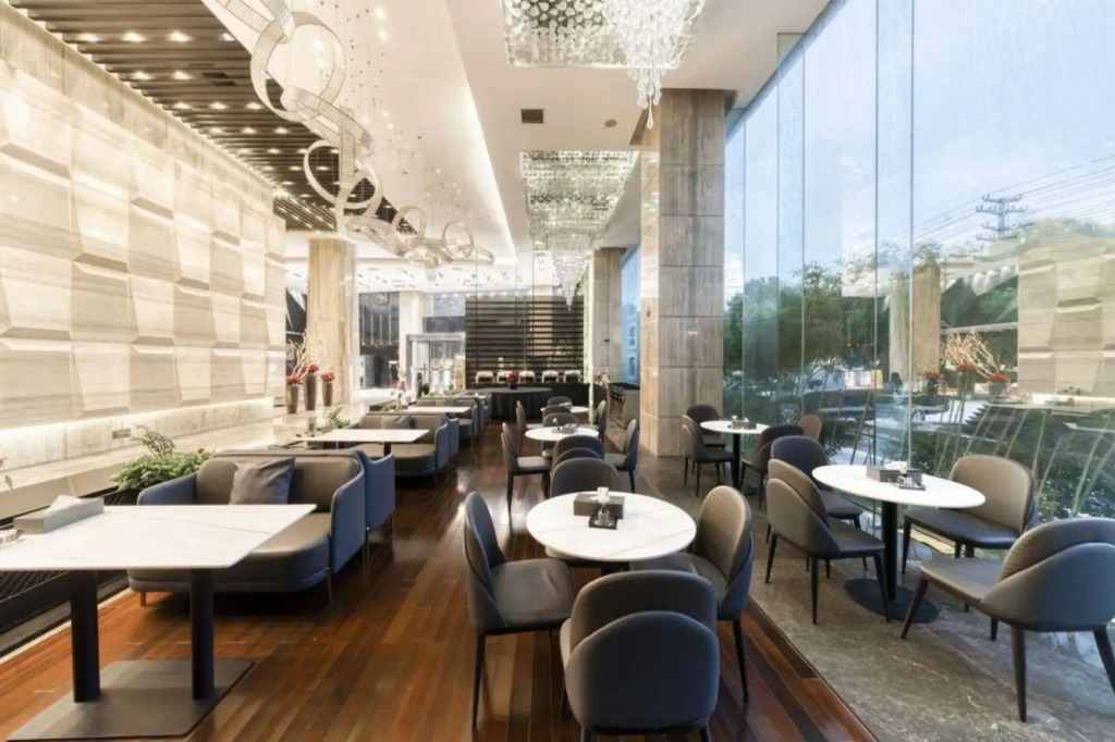 Maitao Crystal Hotel