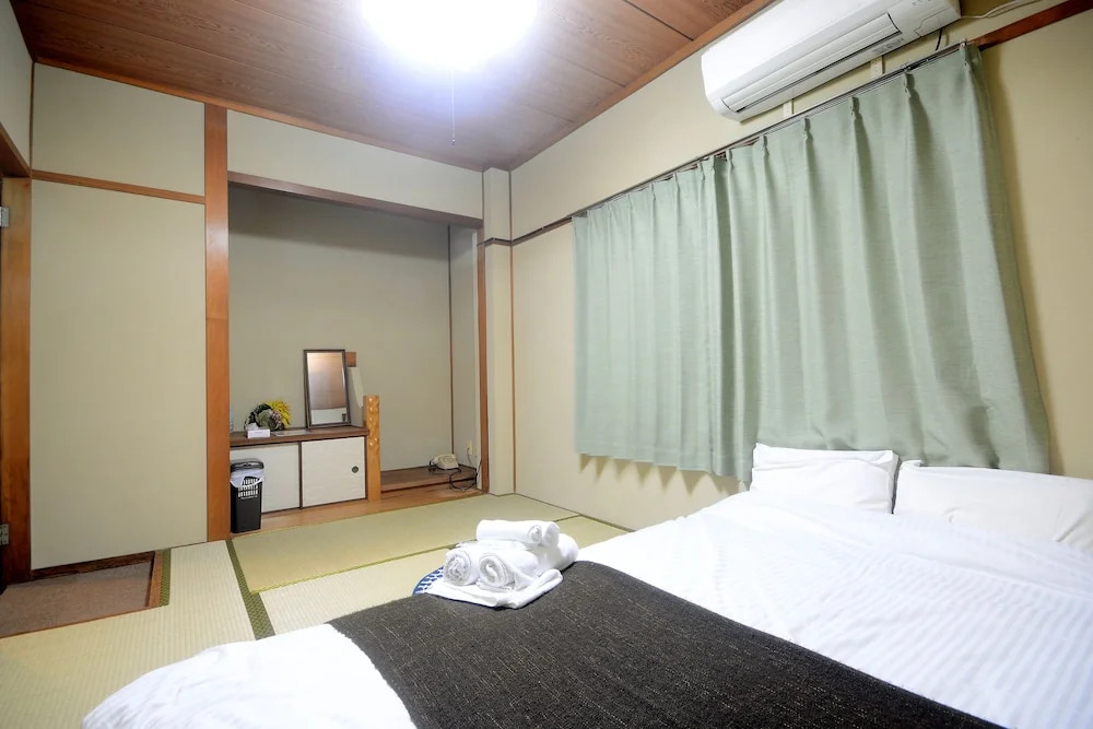 Samurai Apartment