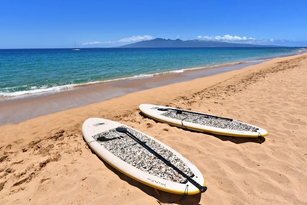 KBM Resorts FREE CAR Maui Kaanapali Villas Beachfront Resort Upgraded Studio MKV-C152