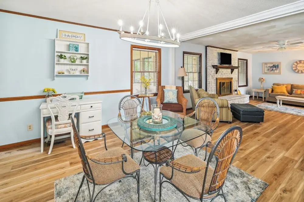 Sunroom + Patio: Myrtle Beach Escape Near Golfing!