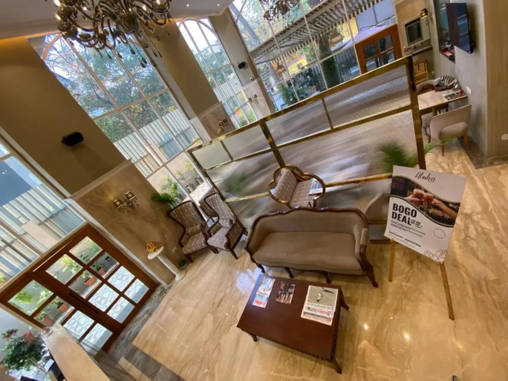 Hotel Mumbai House Mindspace Malad