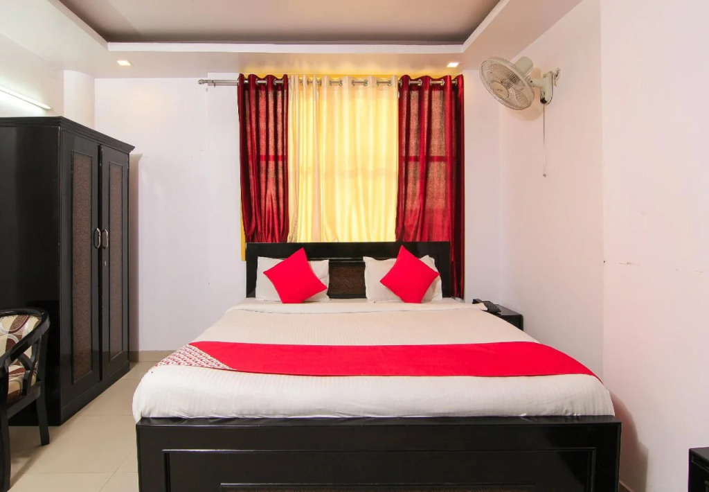 Surya Continental Hotel by OYO Rooms