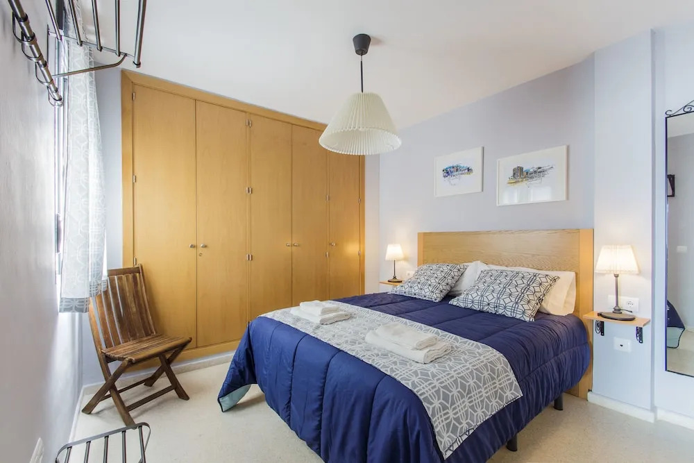 Apartamento PUERTA-CALETA by Cadiz4Rentals