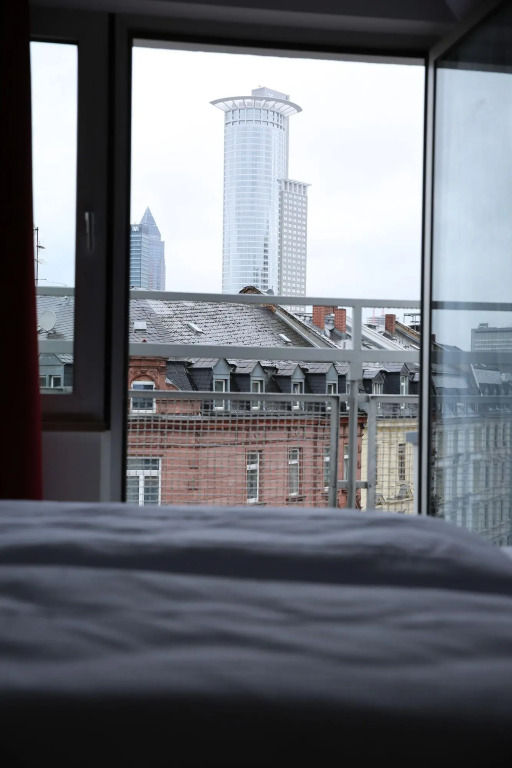 the sQuare hotel