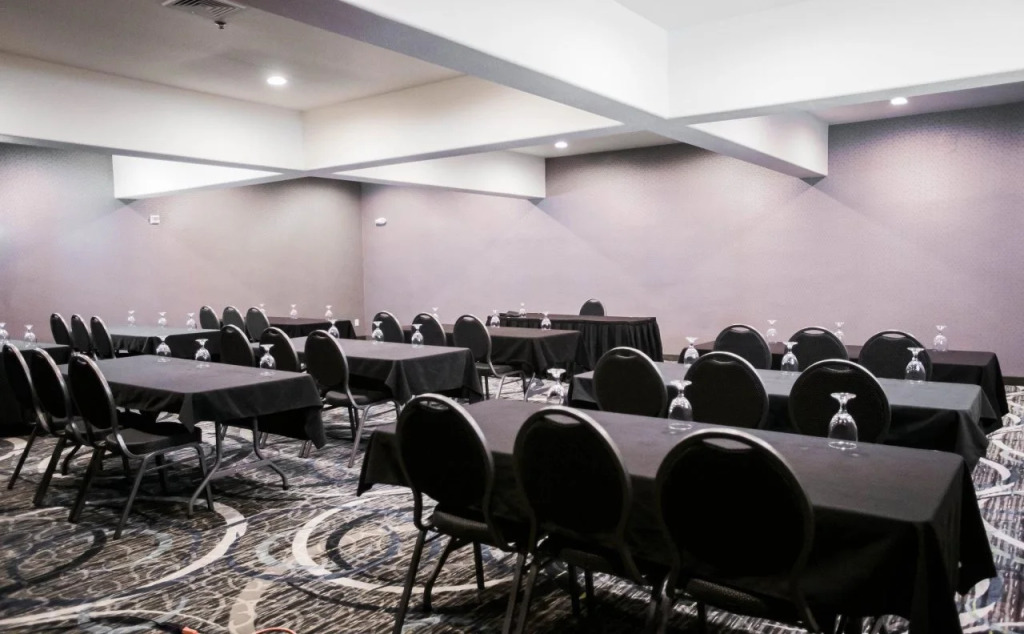 Holiday Inn Express & Suites Southern Pines-Pinehurst Area by IHG