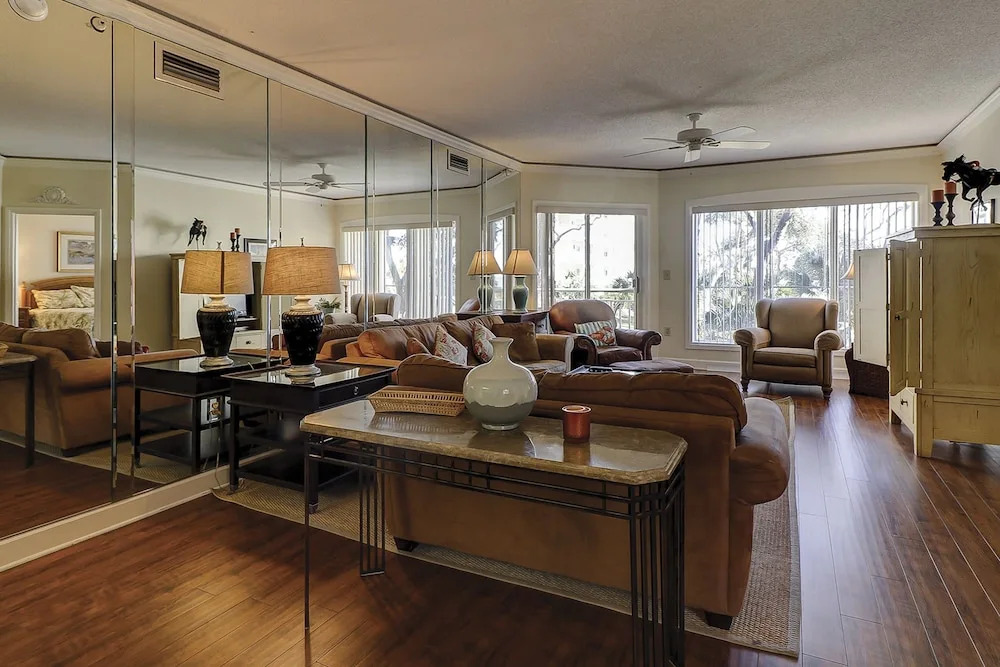Windsor Place 107