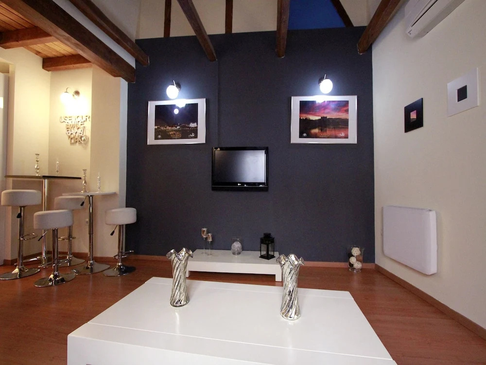 Apartamentos Toledo Suite