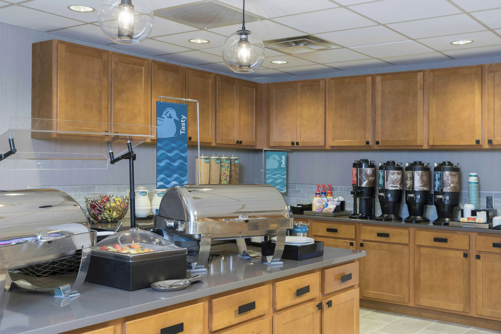 Homewood Suites by Hilton Indianapolis Airport / Plainfield