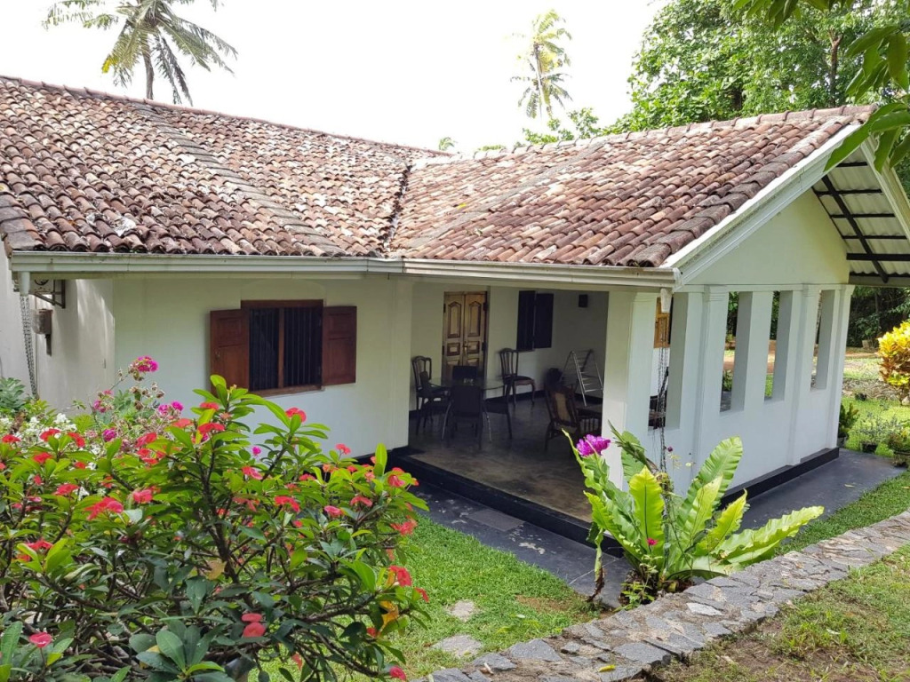 Sisanda Residence
