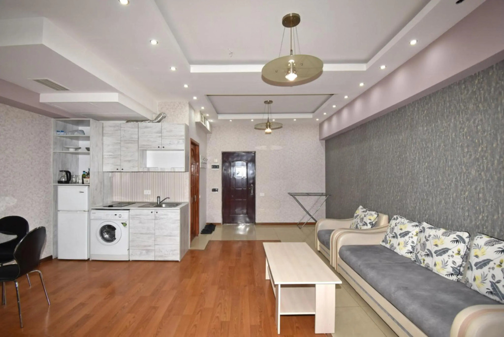 Apartment No 8, Abovyan Street
