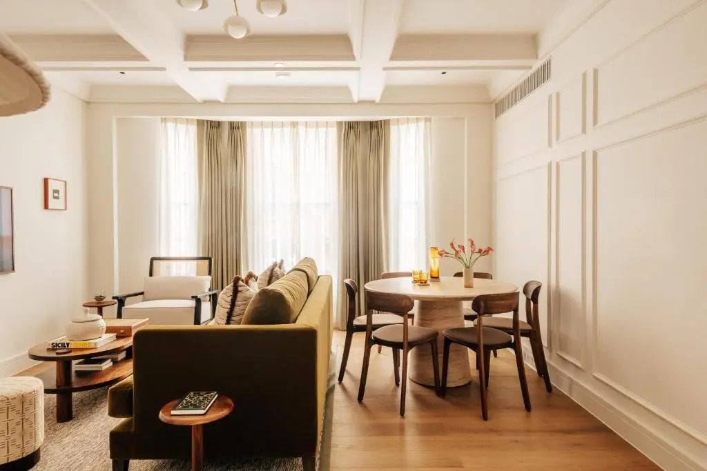 Claridge House by SLO