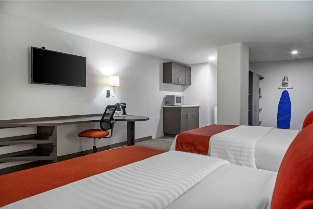 BeWow Hotel Querétaro