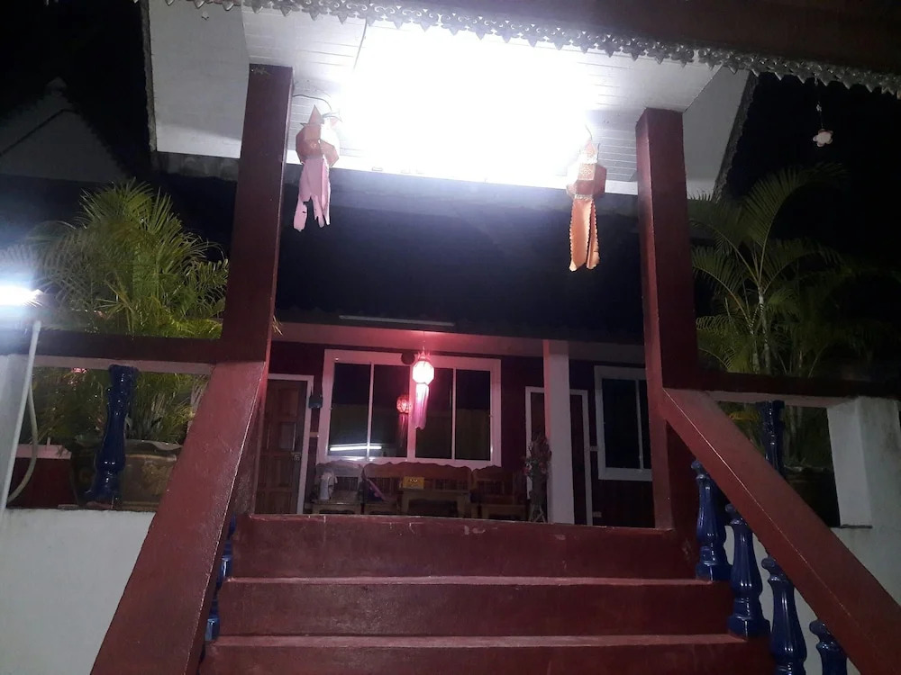 Somruthai Resort