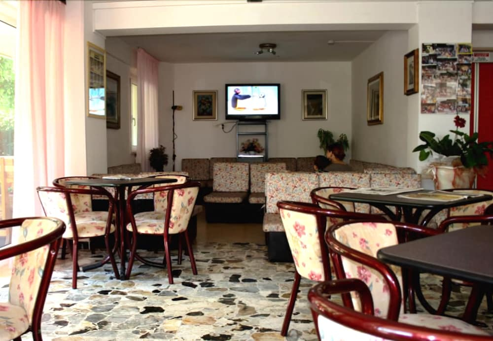 Hotel Urania Nuova Gestione