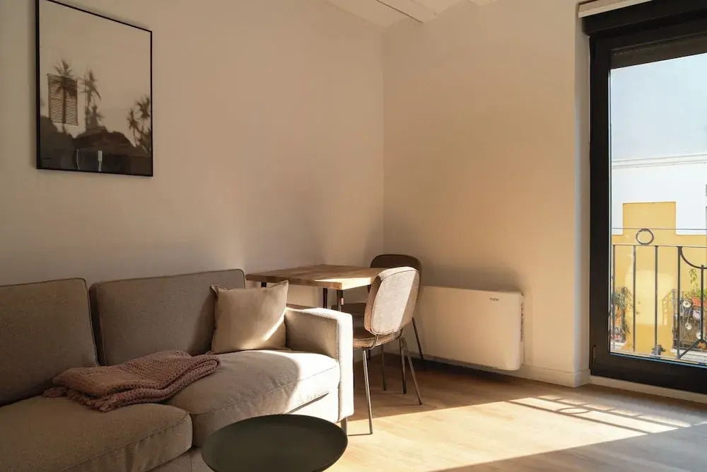 Limehome Pamplona Hilarión Eslava