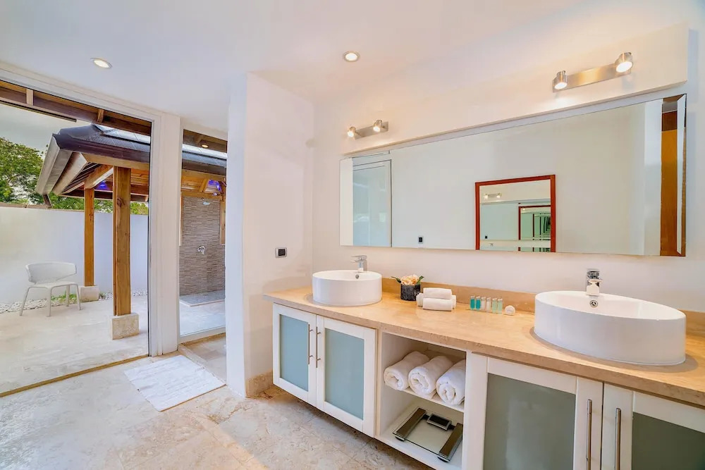 Srvittinivillas Agp36 / Spacius / Confortable Luxury Villa/ Family/ Team/ Cdc