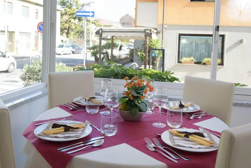Hotel La Marina