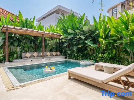 Kaya villa - Serene 3BR Escape w Beach Nearby, Huge Pool&Garden
