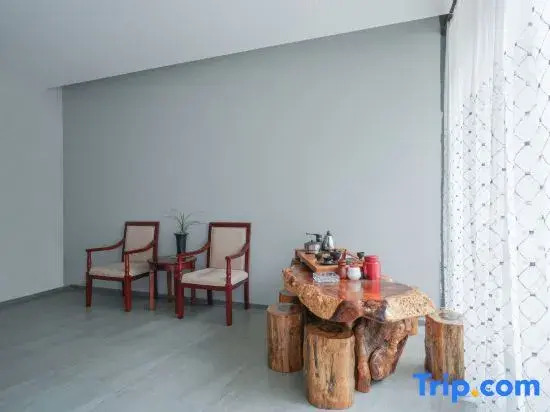 Homeinn Ruibai · Yun Hotel (Baoshan People's Hospital)
