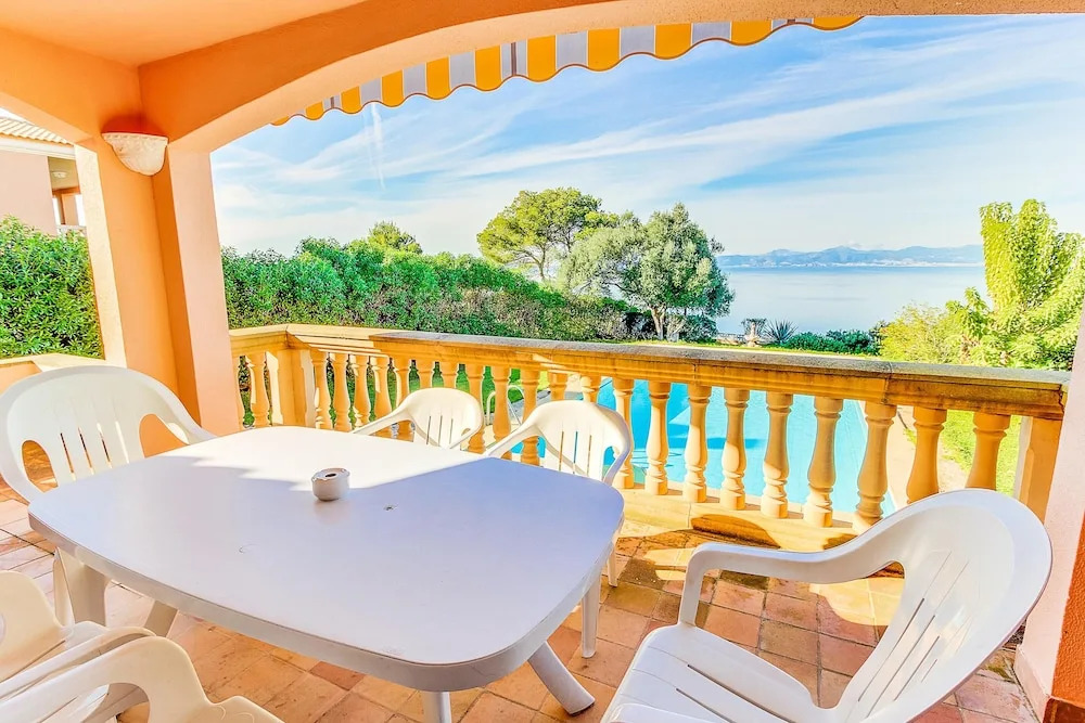 Villa With 3 Bedrooms in Llucmajor, With Wonderful sea View, Private Pool, Enclosed Garden Near the Beach