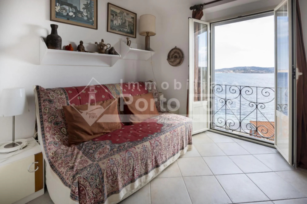 Apartment 9 Faro - STUDIO FLAT WITH SEASIDE VIEW ON PORTO FARO.-9F PORTO FARO