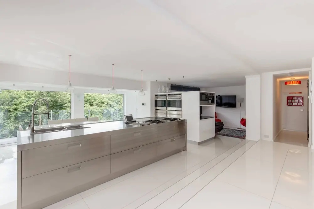 Deluxe 4 bedrooms Cramond Seaview House