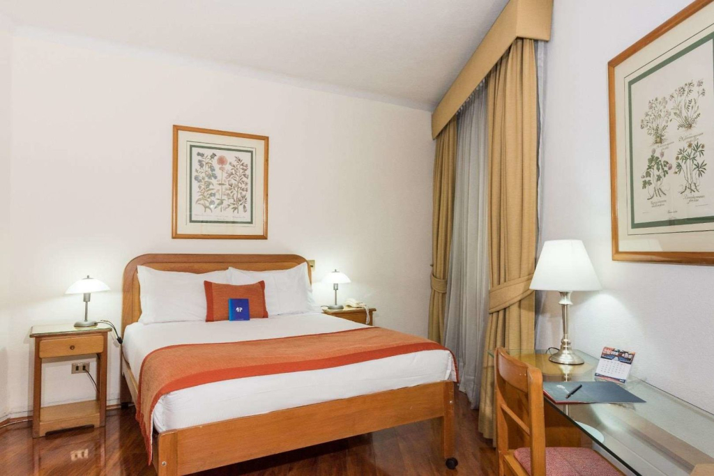 Hotel Canciller - Ex Hotel Presidente