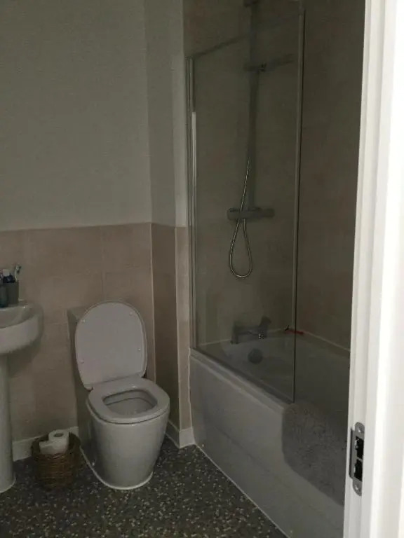 2 Lapwing Drive (Adults Only)