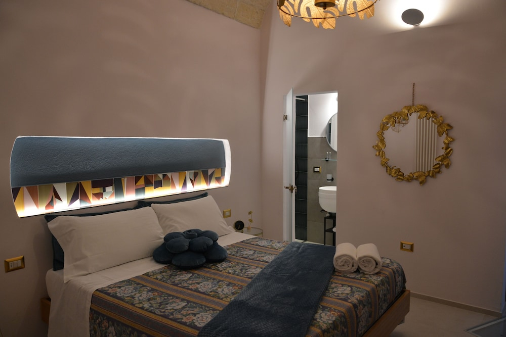 LOVELY & CHIC Rooms nei Sassi