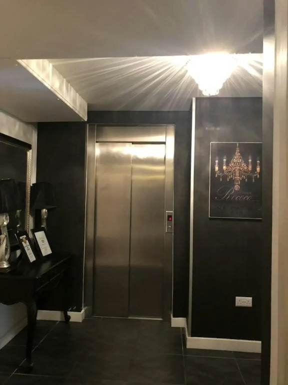 Oakhill Apartments