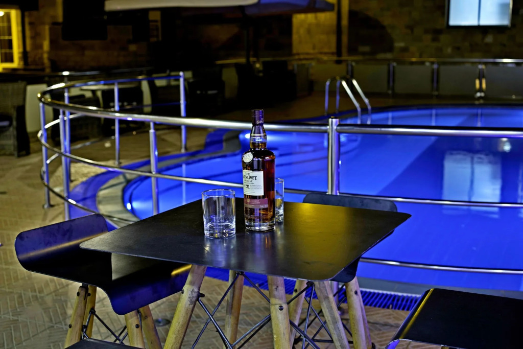 Gramo Suites