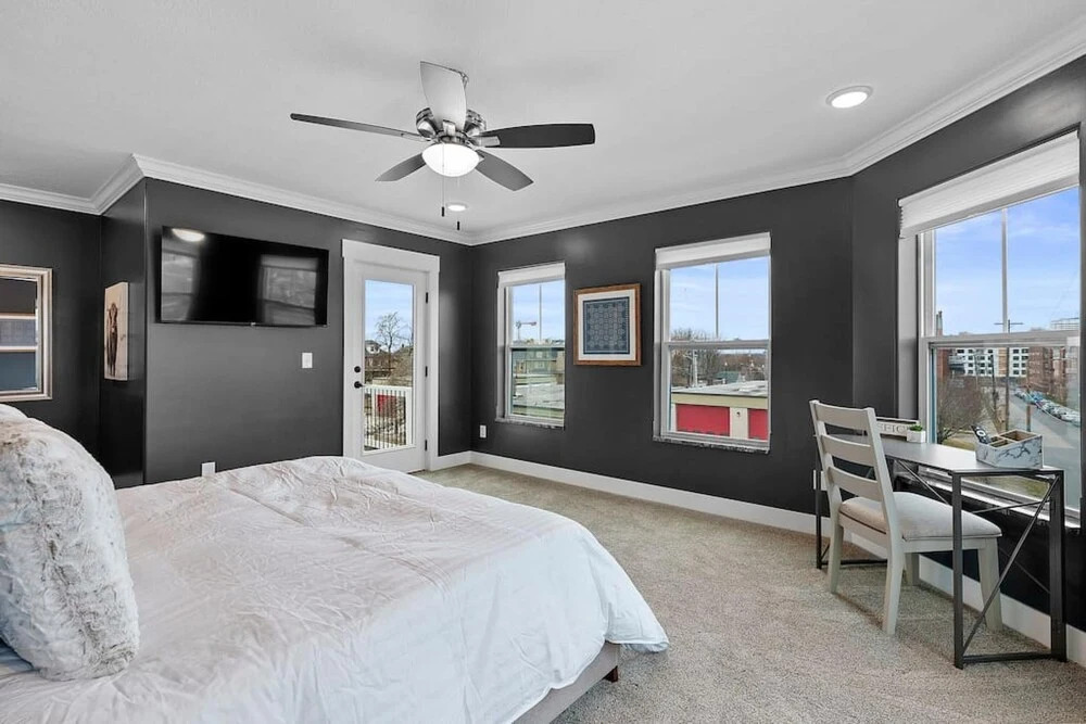 Lux 3BR 3bath w Rooftop Hot Tub