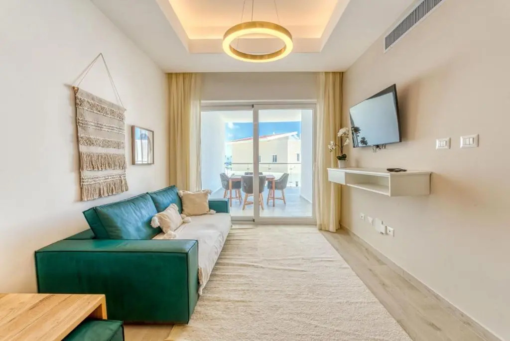 Destination Jelly Playa Coral Condo