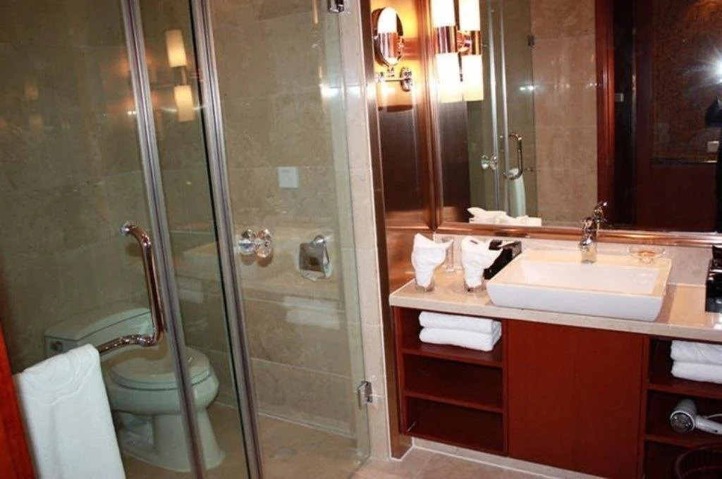Peoples Grand