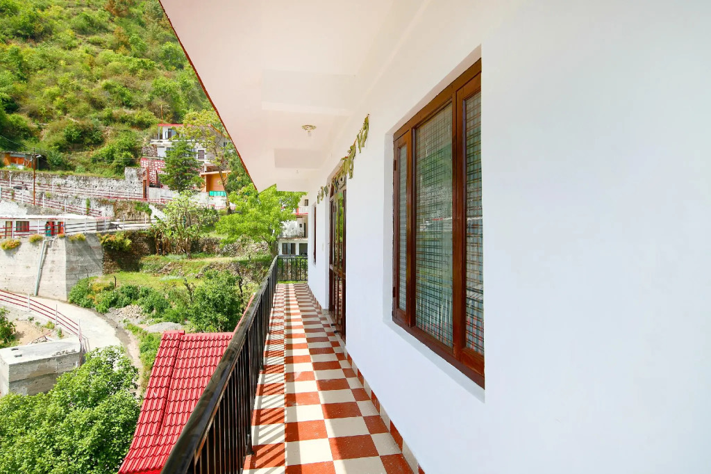 SPOT ON 37977 Parth Home Stay