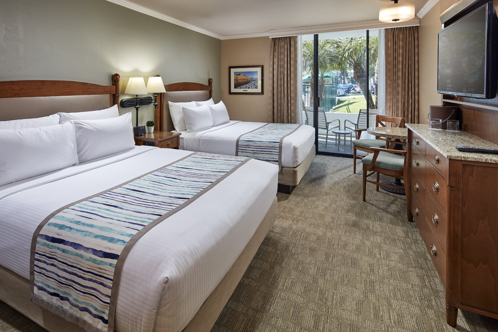 Glorietta Bay Inn
