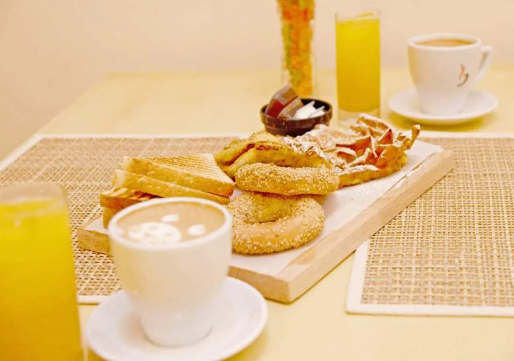 Odos Oneiron Boutique Hotel