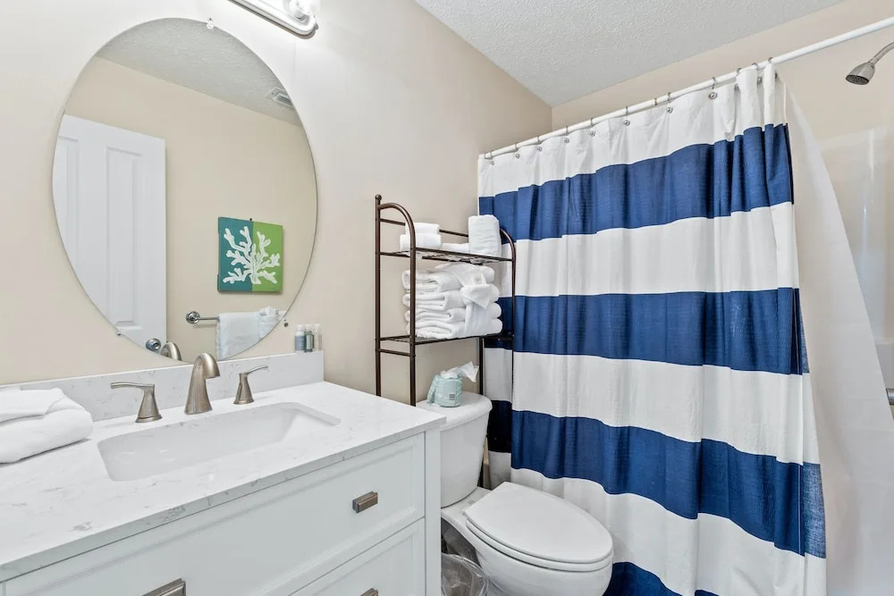 Southern Exposure Townhome by Panhandle Getaways