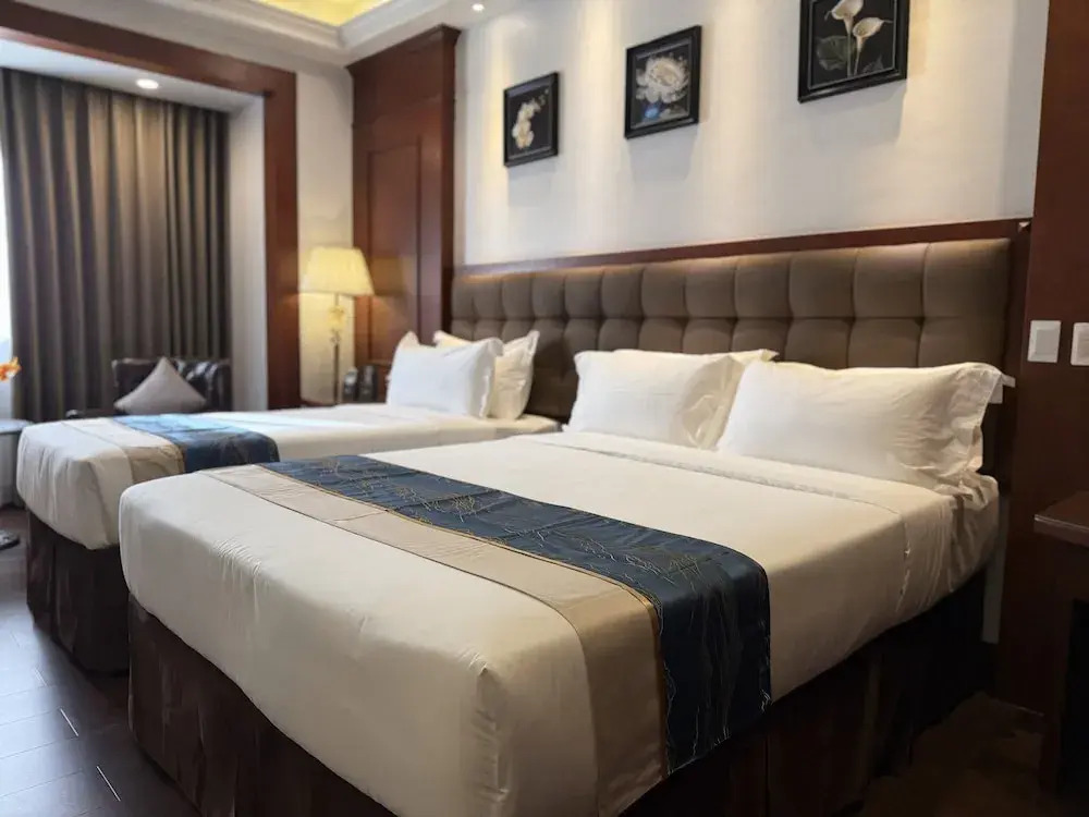 Madison Crown Hotel